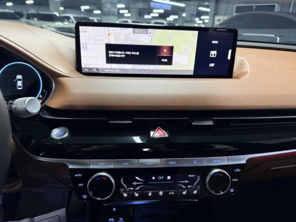 제네시스 더 올뉴G80 가솔린 2.5 2WD 기본형 - 이미지 16