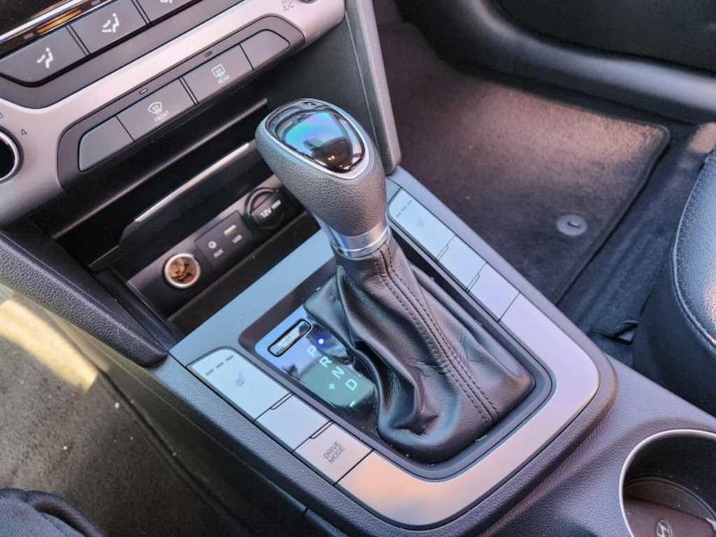 현대 아반떼AD 1.6 GDi 밸류 플러스 - 이미지 14