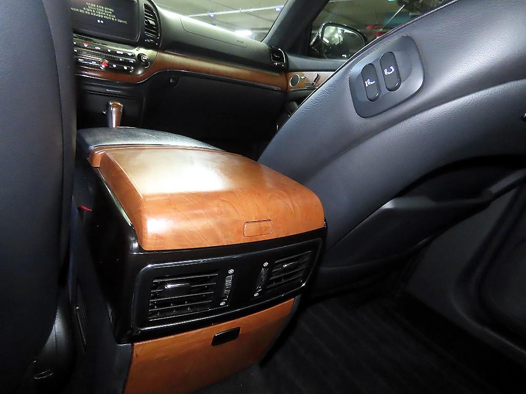 KG모빌리티(쌍용) 뉴 체어맨 W CW700 4TRONIC VIP - 이미지 11