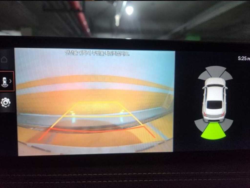 제네시스 더 뉴G70 가솔린 2.0T 2WD 기본형 - 이미지 8