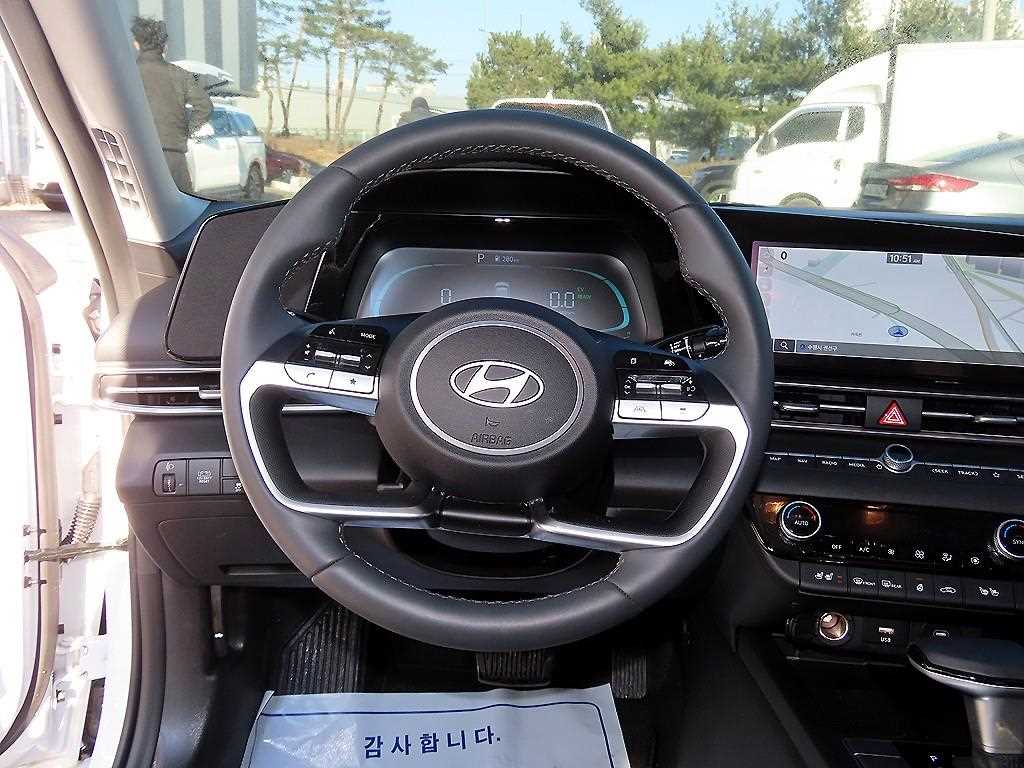 현대 더 뉴아반떼 하이브리드(CN7) 1.6 HEV 모던 - 이미지 11