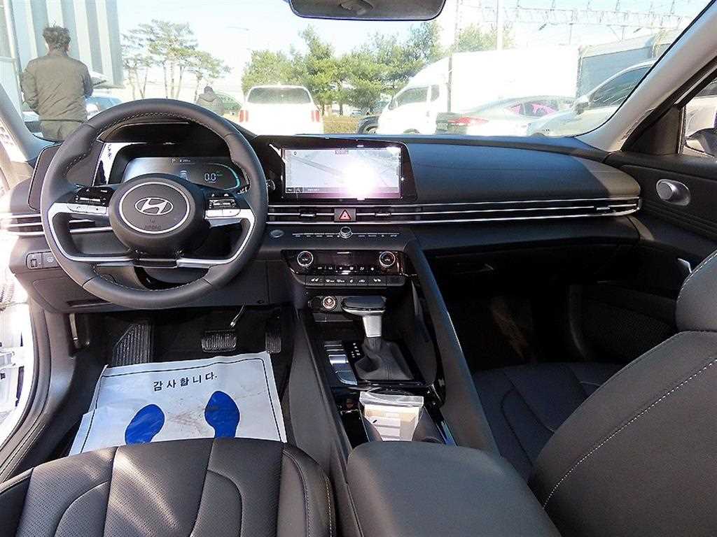 현대 더 뉴아반떼 하이브리드(CN7) 1.6 HEV 모던 - 이미지 15