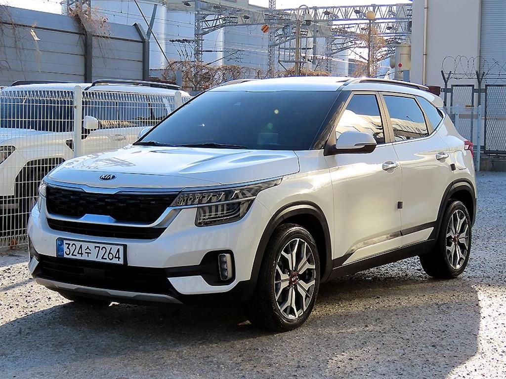 기아 셀토스 1.6 가솔린 2WD 시그니처 - 이미지 17