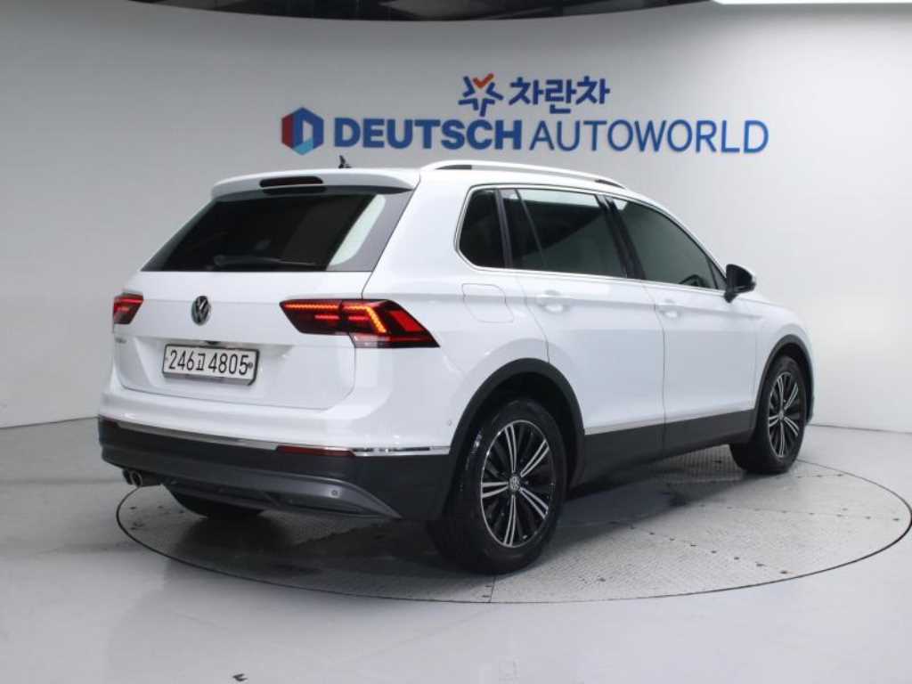 폭스바겐 티구안(2세대) 2.0 TDI 프레스티지 - 이미지 7