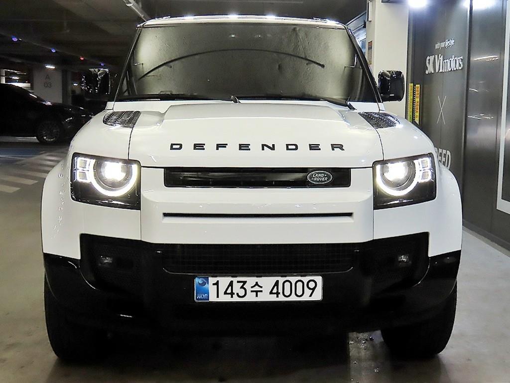 랜드로버 올 뉴 디펜더 110 D300 X다이나믹 HSE - 이미지 16