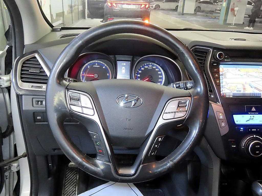 현대 싼타페(DM) 디젤 R2.0 2WD 프리미엄 - 이미지 13