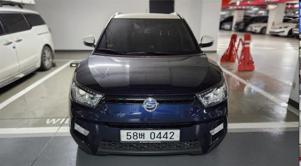 KG모빌리티(쌍용) 티볼리 디젤 2WD LX - 이미지 2