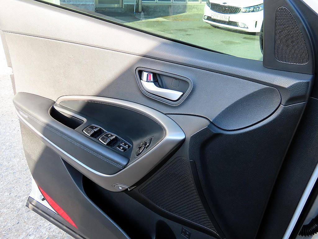 현대 싼타페 더 프라임 디젤 R2.0 2WD 프리미엄 - 이미지 19