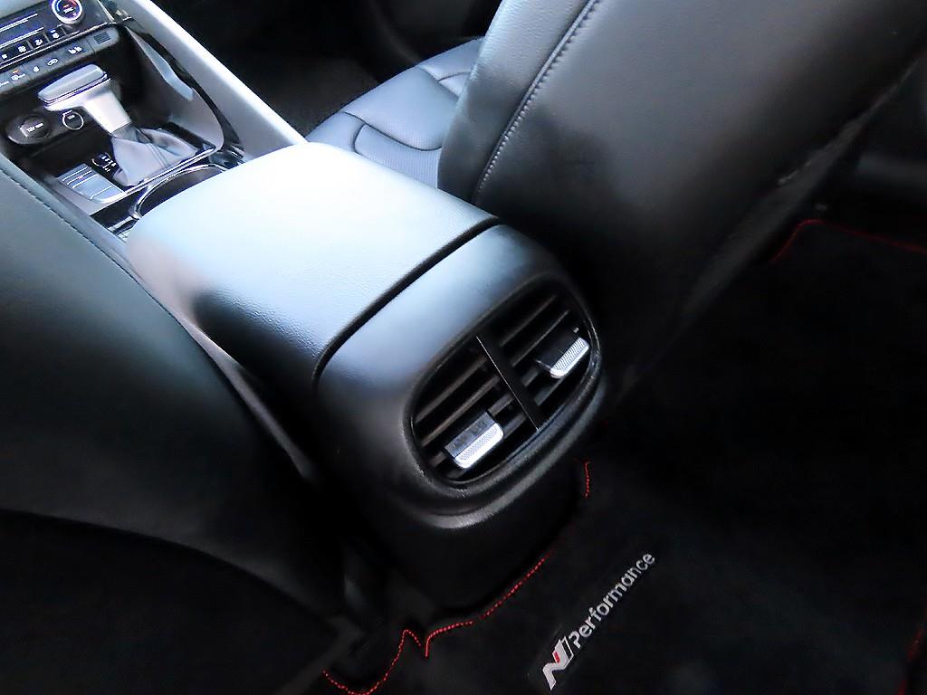 현대 아반떼(CN7) 1.6 가솔린 인스퍼레이션 - 이미지 4