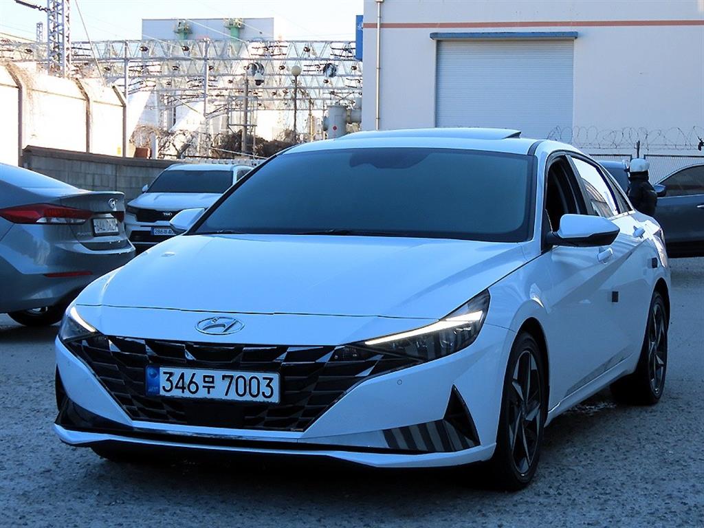 현대 아반떼(CN7) 1.6 가솔린 인스퍼레이션 - 이미지 12