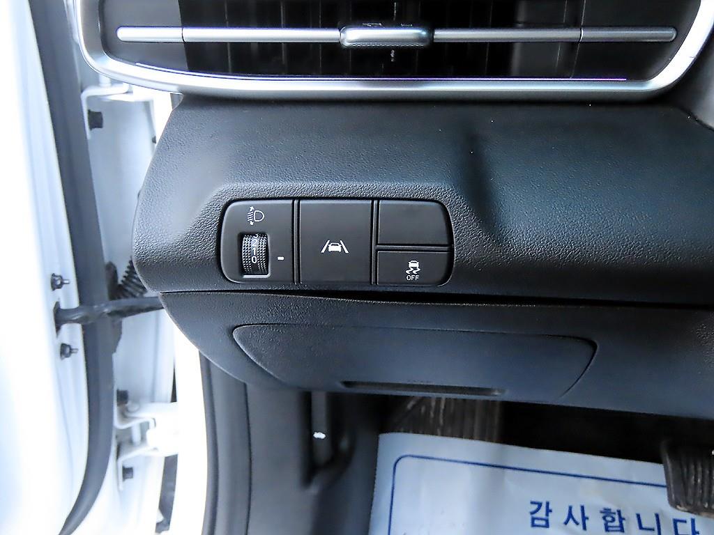 현대 아반떼(CN7) 1.6 가솔린 인스퍼레이션 - 이미지 11