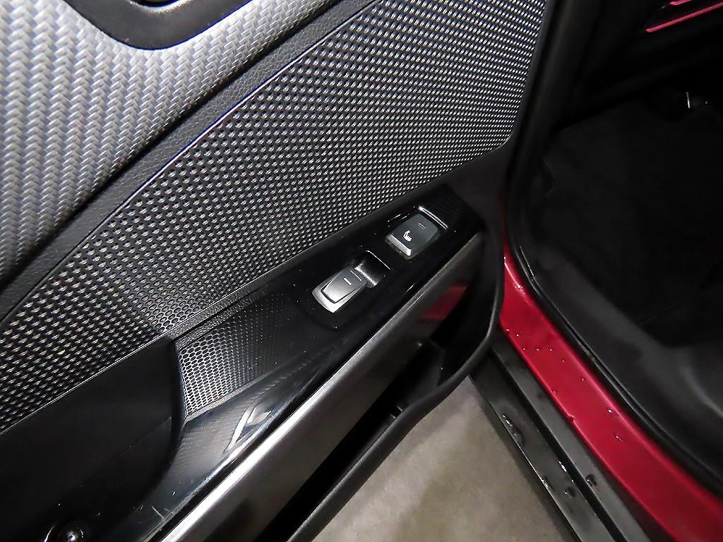 KG모빌리티(쌍용) 베리 뉴 티볼리 1.5 가솔린 2WD V5 - 이미지 3