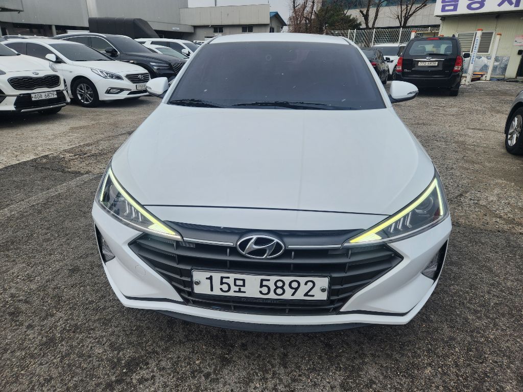 현대 더 뉴아반떼AD 1.6 가솔린