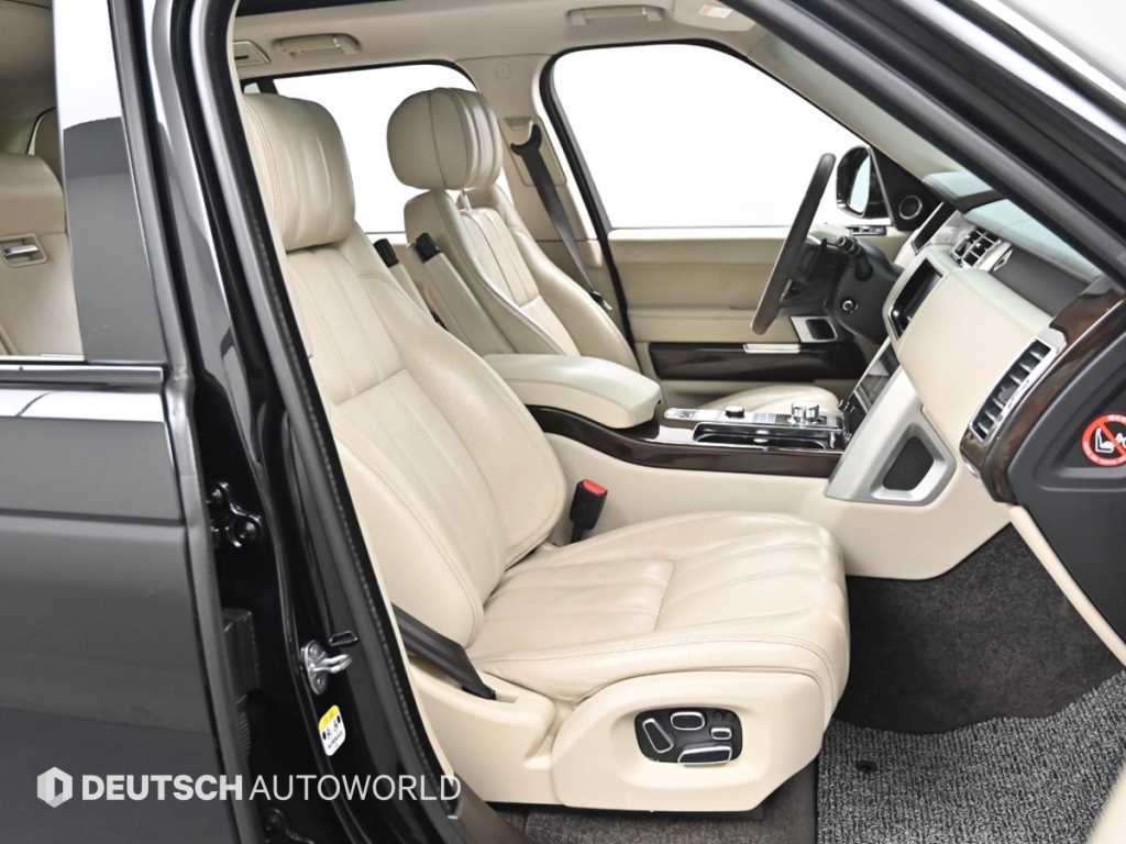 랜드로버 레인지로버(4세대) 4.4 SDV8 보그 SE - 이미지 8