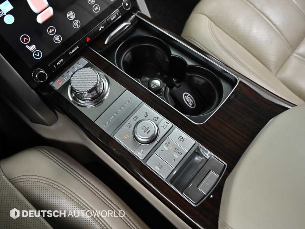 랜드로버 레인지로버(4세대) 4.4 SDV8 보그 SE - 이미지 5