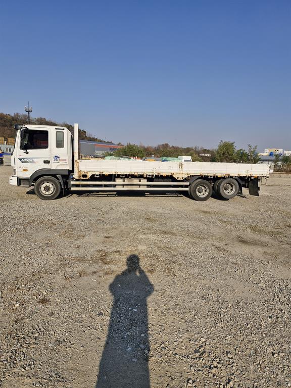 현대 메가트럭 5톤 초장축 플러스 - 이미지 3