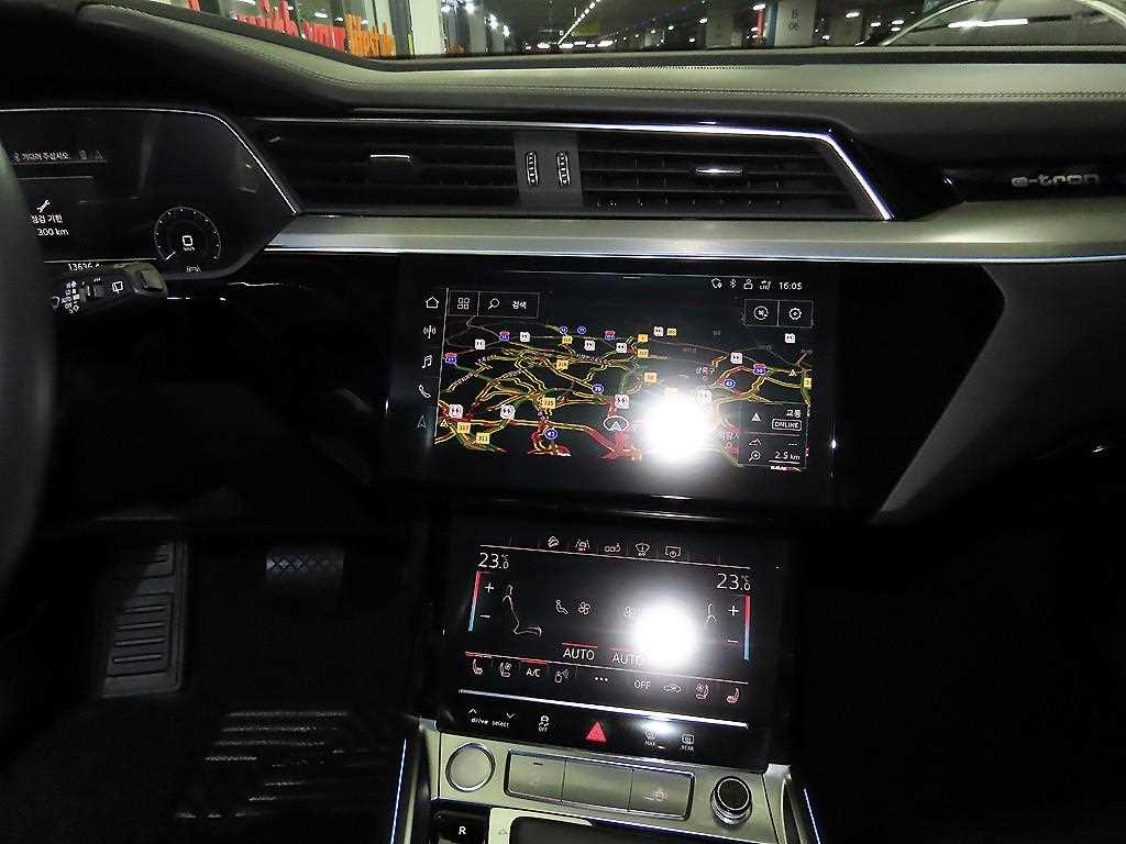 아우디 e-트론 55 콰트로 - 이미지 14