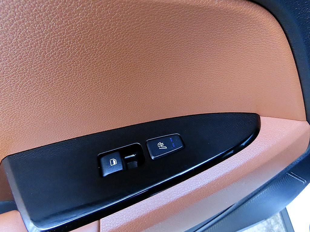 기아 디 올뉴스포티지 2.0 LPG 2WD 노블레스 - 이미지 11