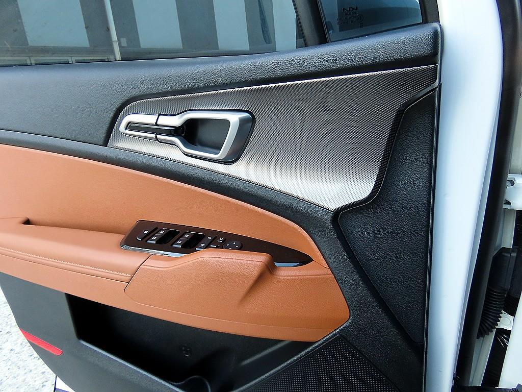 기아 디 올뉴스포티지 2.0 LPG 2WD 노블레스 - 이미지 13