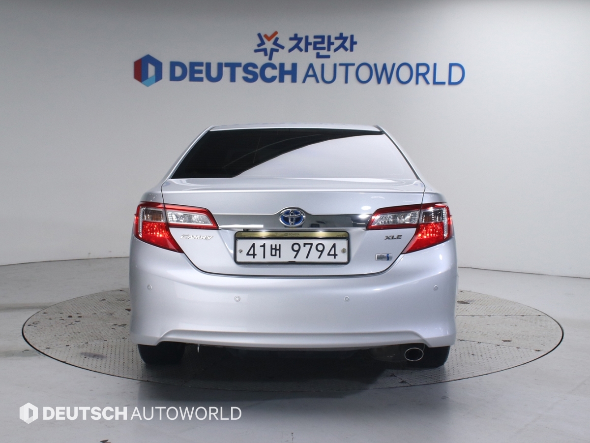 토요타 캠리(9세대) 2.5 하이브리드 XLE - 이미지 2
