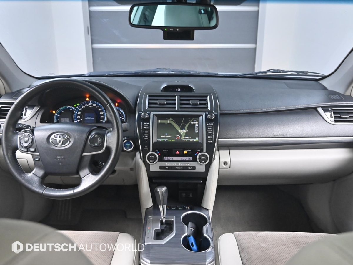 토요타 캠리(9세대) 2.5 하이브리드 XLE - 이미지 7