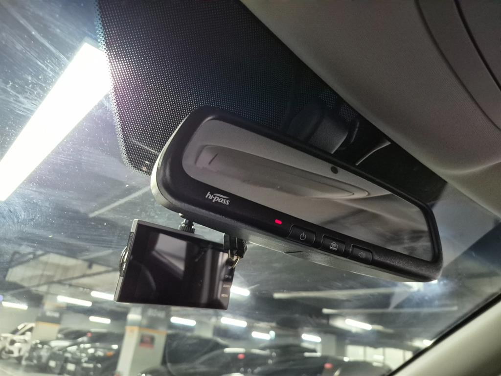 KG모빌리티(쌍용) 티볼리 에어 디젤 2WD RX - 이미지 9