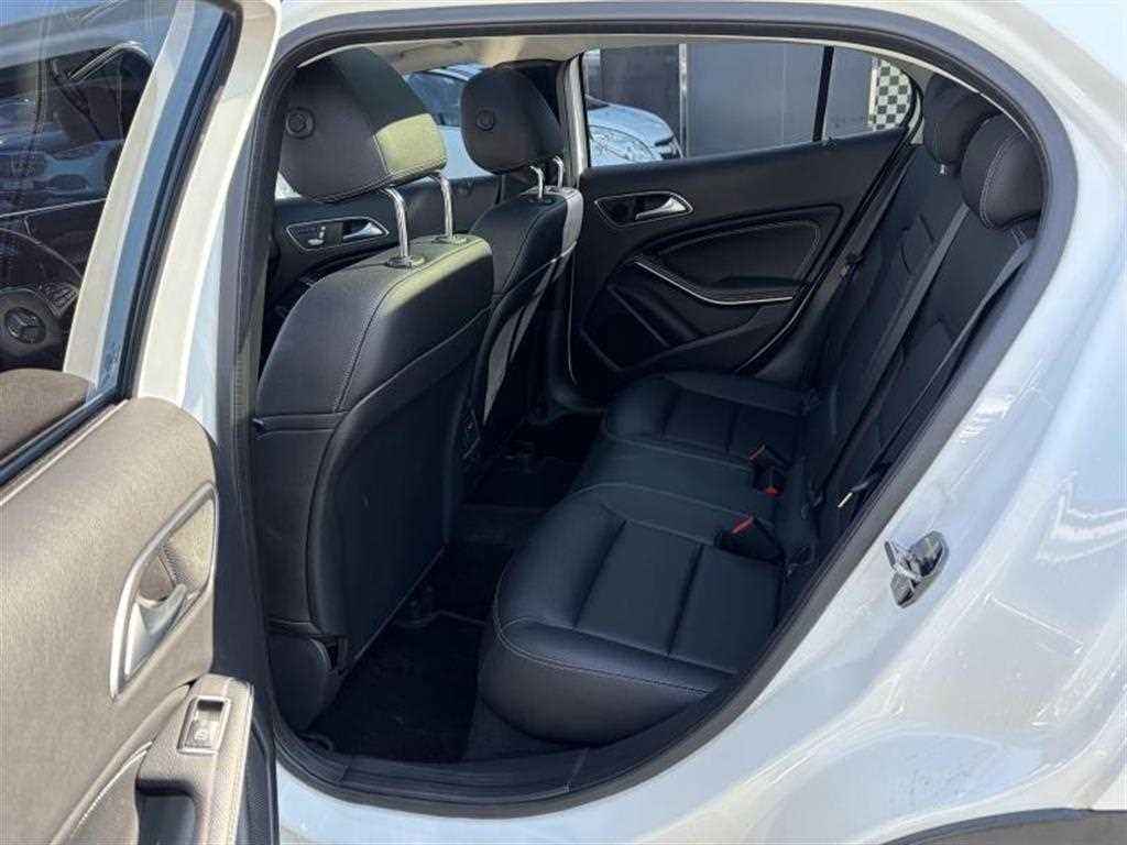 벤츠 GLA클래스 GLA 220 - 이미지 3