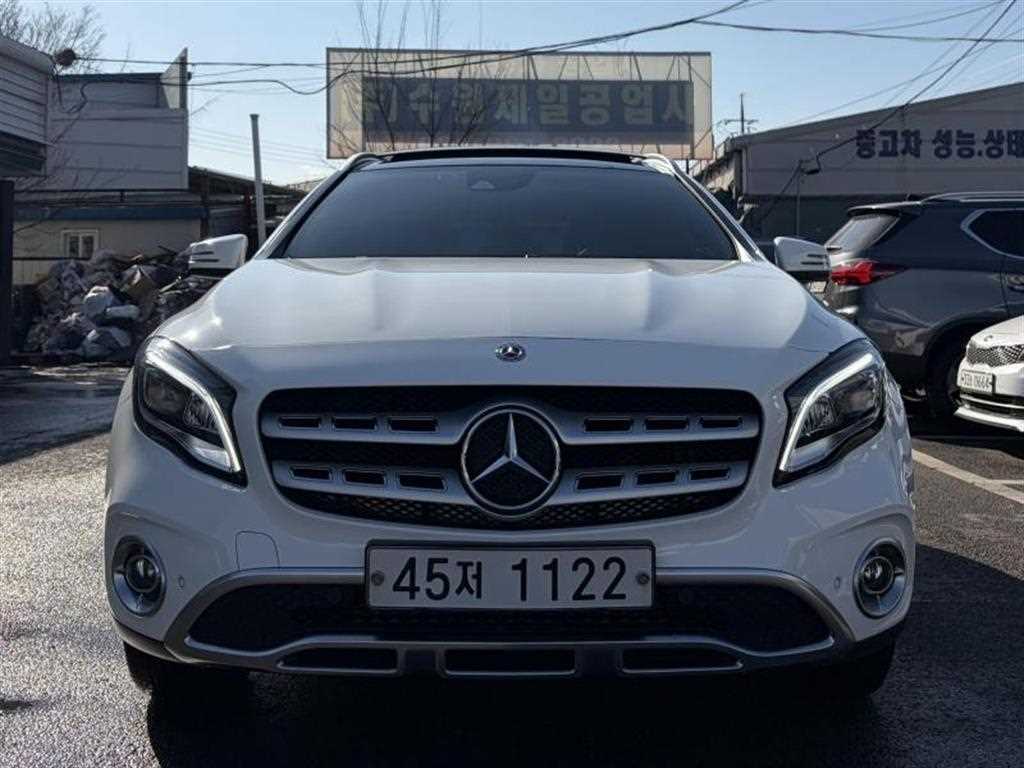 벤츠 GLA클래스 GLA 220 - 이미지 16