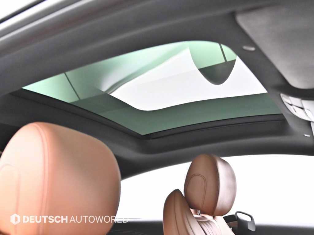 벤츠 E클래스(5세대) 쿠페 E450 4매틱 - 이미지 3