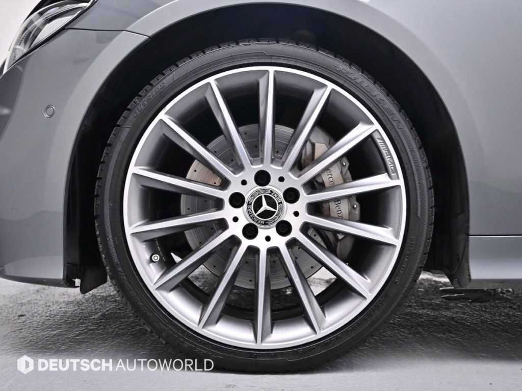 벤츠 E클래스(5세대) 쿠페 E450 4매틱 - 이미지 9