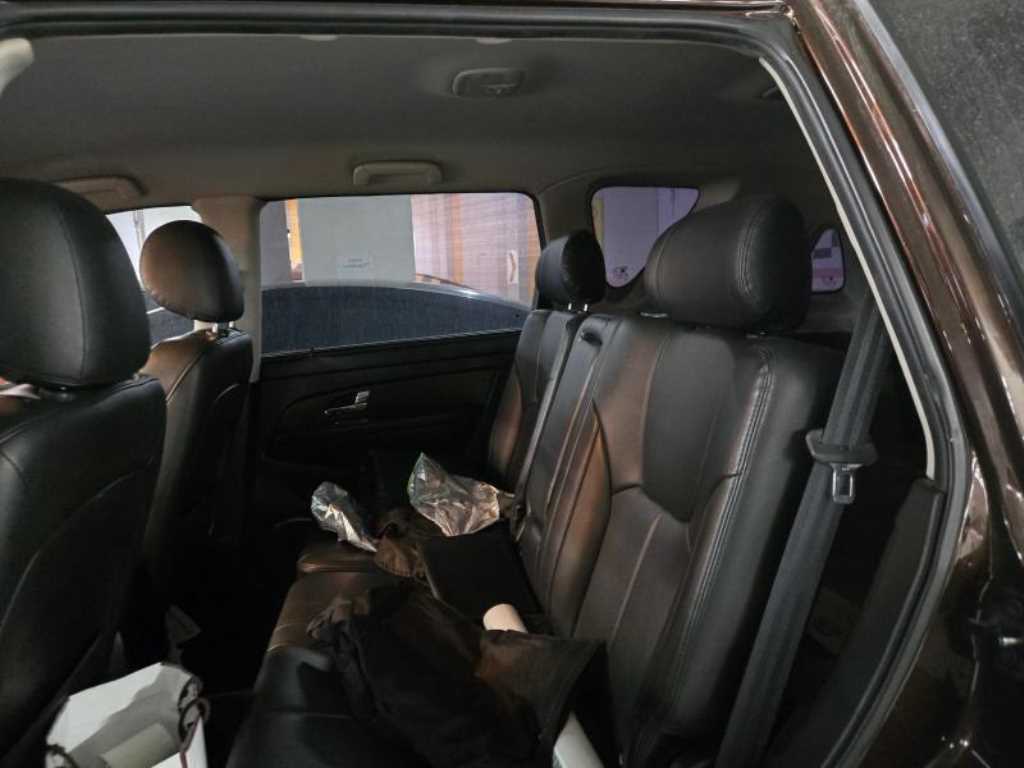 KG모빌리티(쌍용) 렉스턴W 2.0 2WD RX7 럭셔리 - 이미지 2