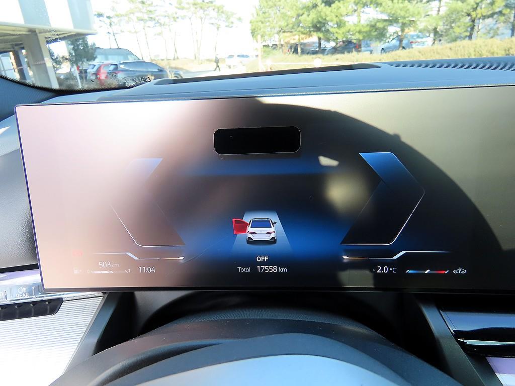 BMW 5시리즈(8세대) 530i xDrive M 스포츠 - 이미지 13