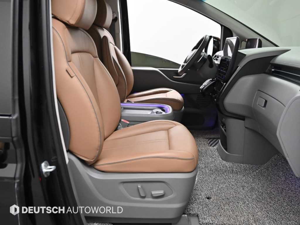 현대 스타리아 2.2 디젤 라운지 9인승 2WD 인스퍼레이션 - 이미지 17