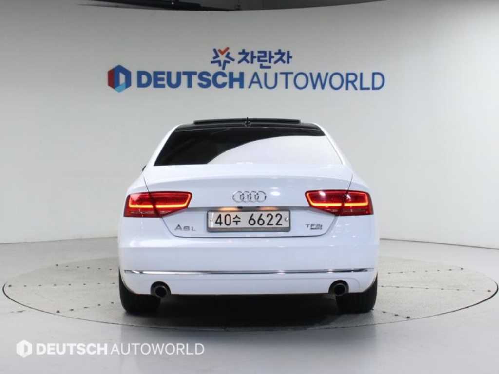 아우디 A8(3세대) 3.0 TFSI 콰트로 LWB - 이미지 8