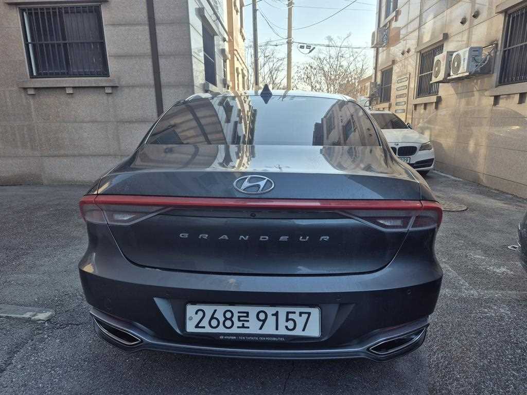 현대 더 뉴그랜저IG 가솔린 3.3 프리미엄 초이스 - 이미지 13