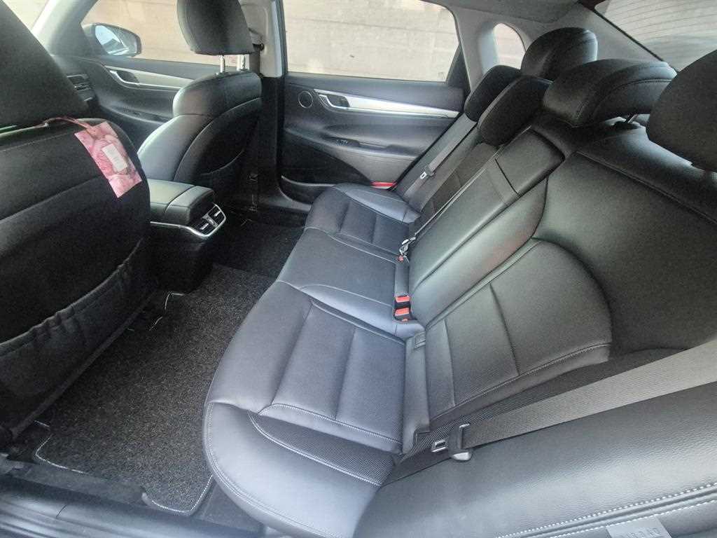 현대 더 뉴그랜저IG 가솔린 3.3 프리미엄 초이스 - 이미지 14