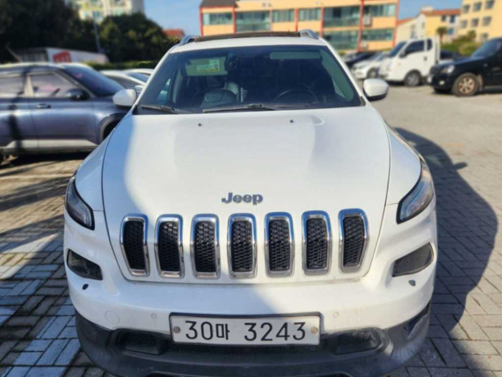 지프 체로키(KL) 2.0 CRD AWD 론지튜드 - 이미지 2