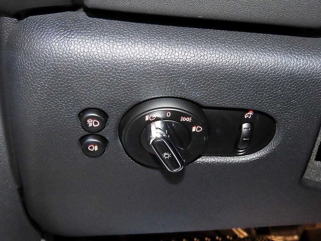 미니 쿠퍼(3세대) 5도어 2.0 S 레솔루트 에디션 - 이미지 11