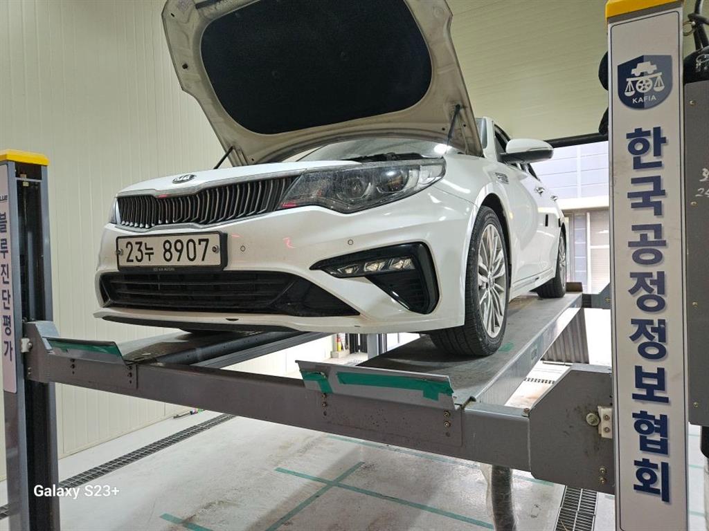 기아 뉴 신형K5 2.0 가솔린 노블레스 - 이미지 2