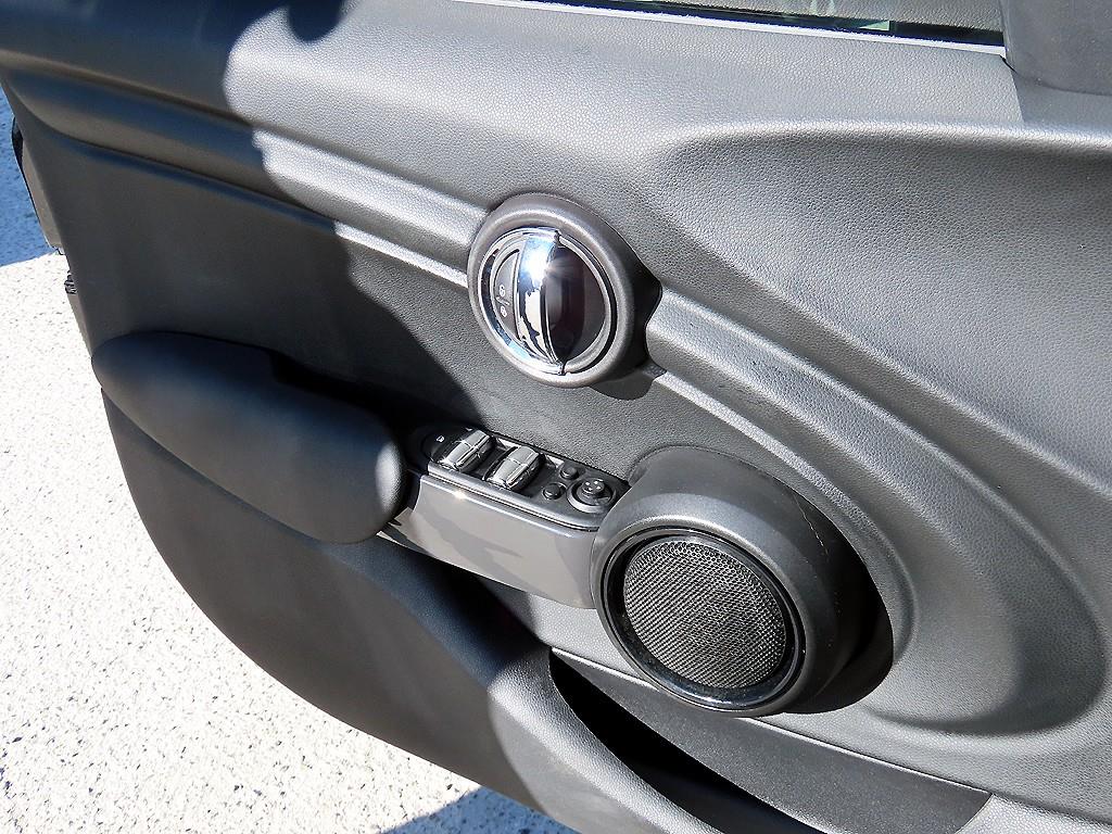 미니 쿠퍼(3세대) 5도어 1.5 - 이미지 17