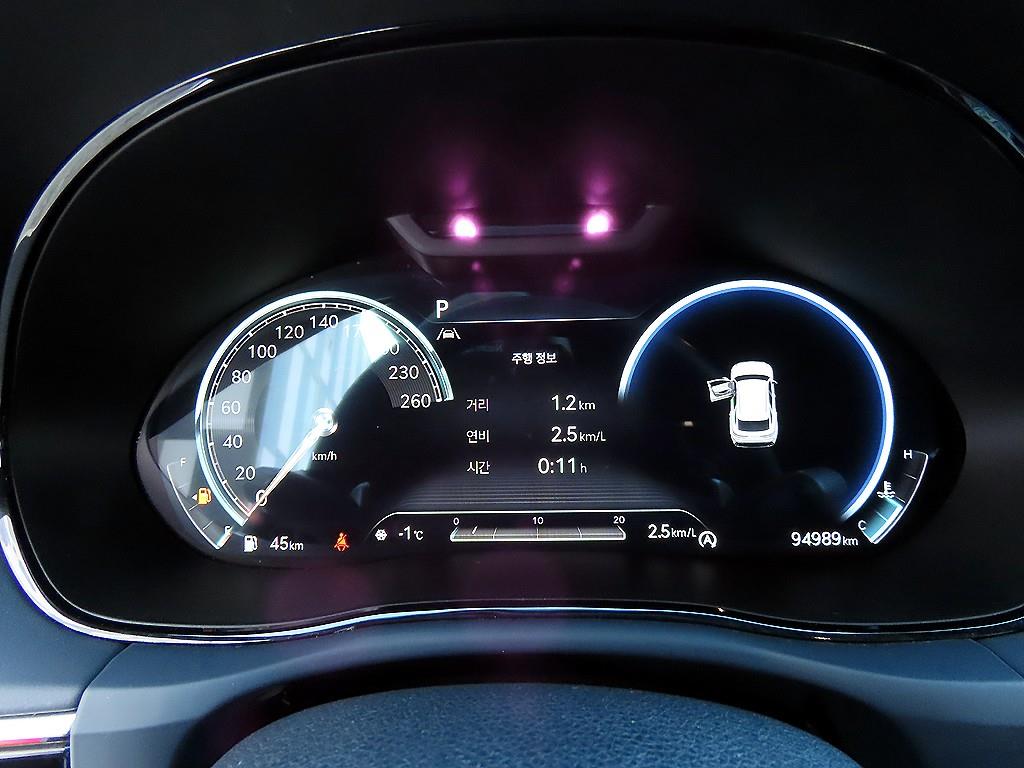 제네시스 GV70 2.5T AWD 스포츠 - 이미지 3