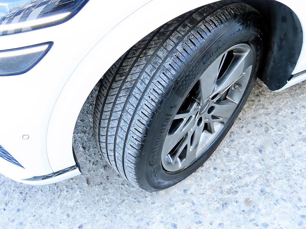 제네시스 GV70 2.5T AWD 스포츠 - 이미지 18