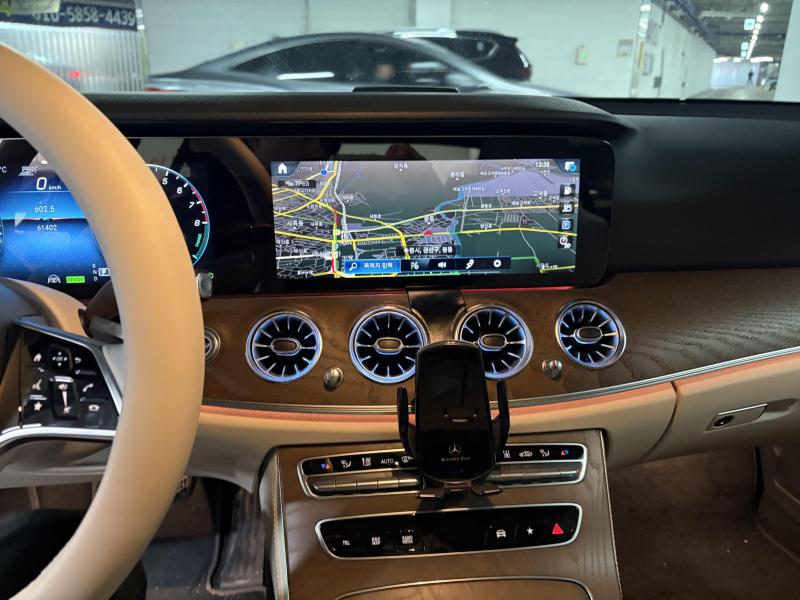 벤츠 E클래스(5세대) E300e 4매틱 익스클루시브 - 이미지 2