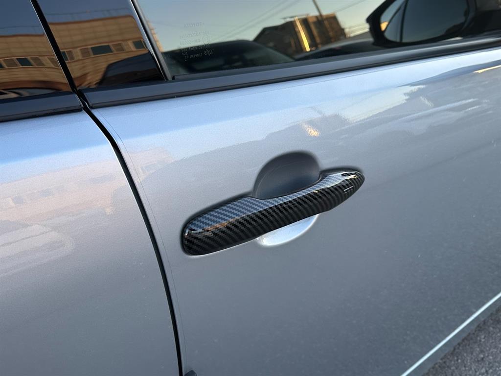 토요타 프리우스(5세대) 2.0 HEV 2WD XLE - 이미지 3