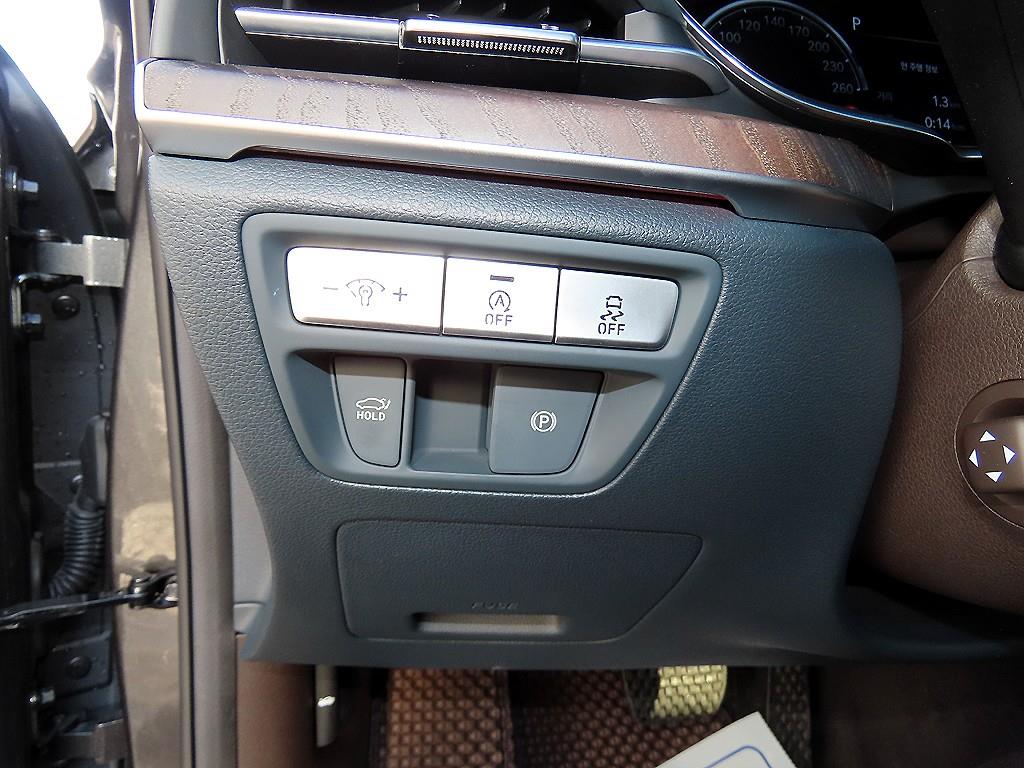 제네시스 더 올뉴G80 가솔린 2.5 AWD 기본형 - 이미지 11