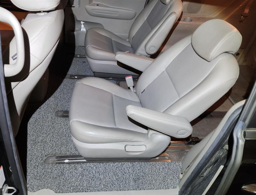 기아 올 뉴카니발 9인승 디젤 럭셔리 - 이미지 14