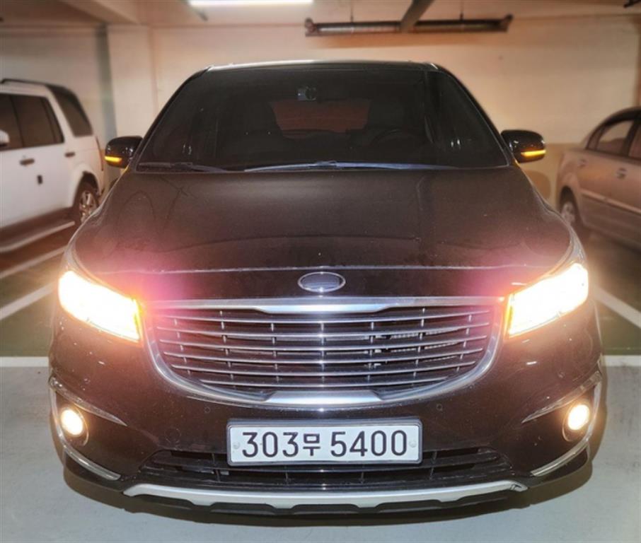 기아 올 뉴카니발 9인승 디젤 럭셔리 - 이미지 15