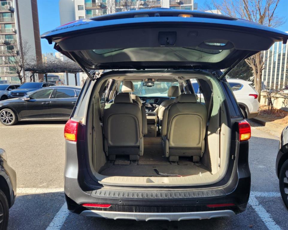 기아 올 뉴카니발 9인승 디젤 노블레스 - 이미지 3