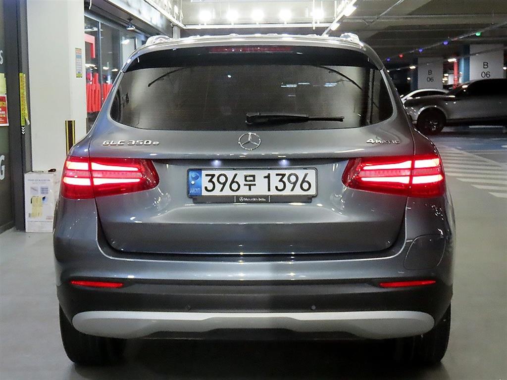 벤츠 GLC클래스 GLC 350e 4매틱 - 이미지 14