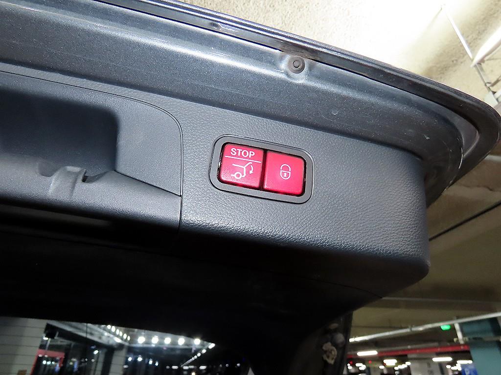 벤츠 GLC클래스 GLC 350e 4매틱 - 이미지 8